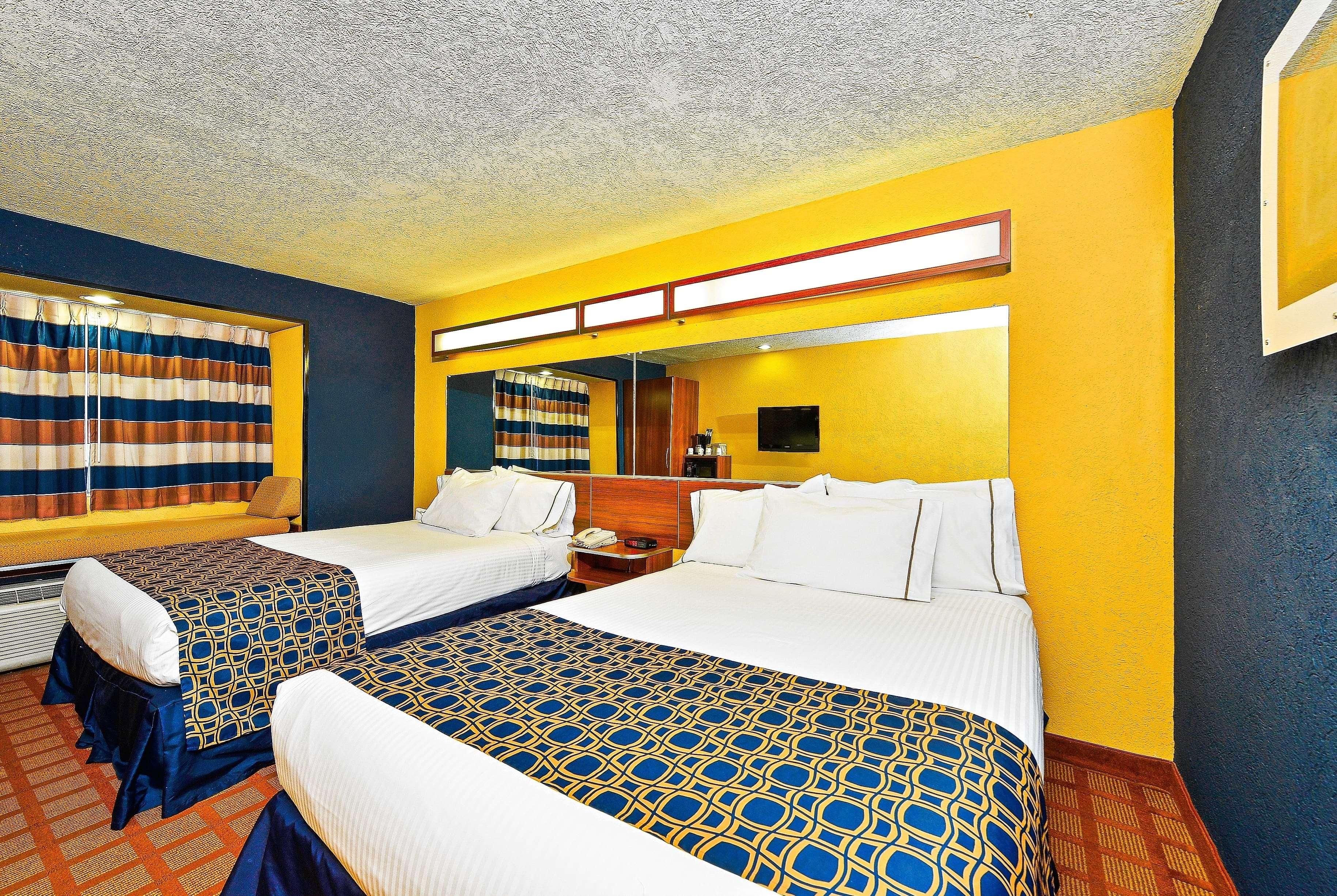 Microtel Inn & Suites By Wyndham New Braunfels I-35 Eksteriør billede